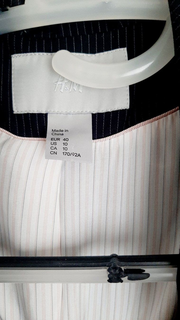 H&M Giacche: Damen Blazer 40 – Nuovo (secondo la descrizione) da Brugg AG venduto da ahauserd 1