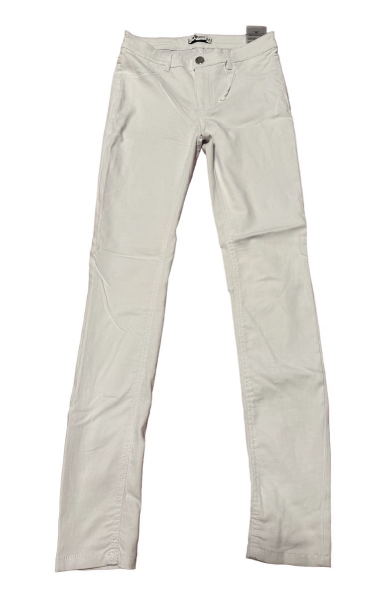 Jeans: Neue Jeans Weiss M – Neu und originalverpackt aus Altdorf UR von Lilelo82