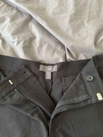 Shorts H&M noirs taille 36 Slim Fit bon état