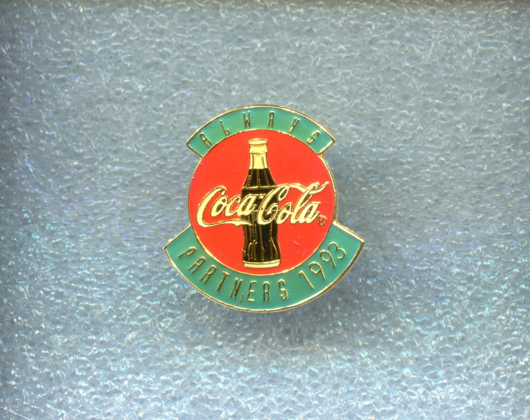 Coca-Cola Placchette & Badge: Coca Cola  ALWAYS  PARTNERS  1993 – Usato da Winterthur venduto da Sammleroase