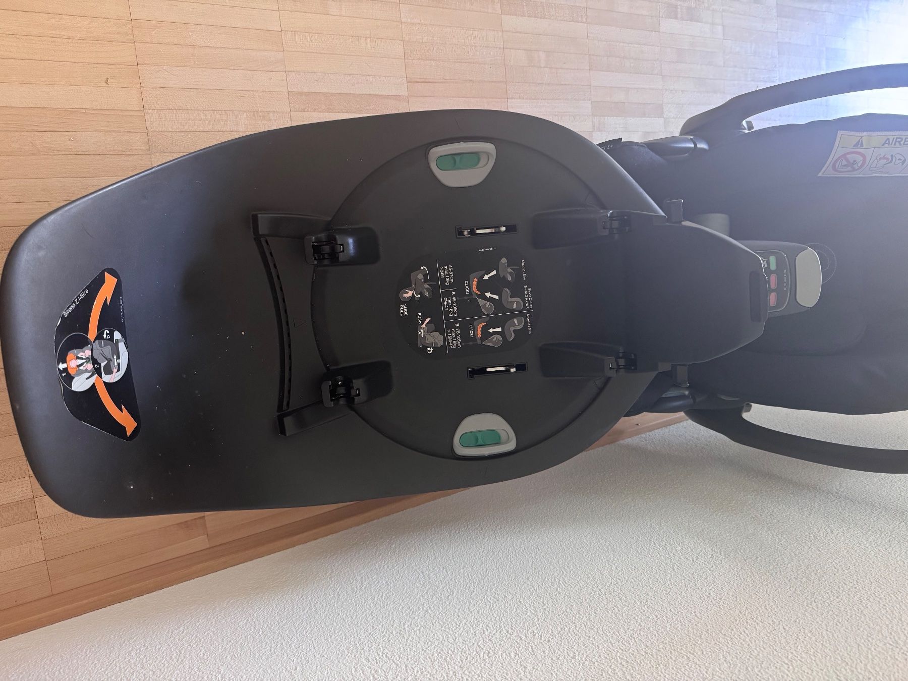 Cybex Seggiolini per auto: Cybex Cloud Z i-Size Babyschale mit Base Isofix – Usato da Zürich venduto da ber_bqk5 9