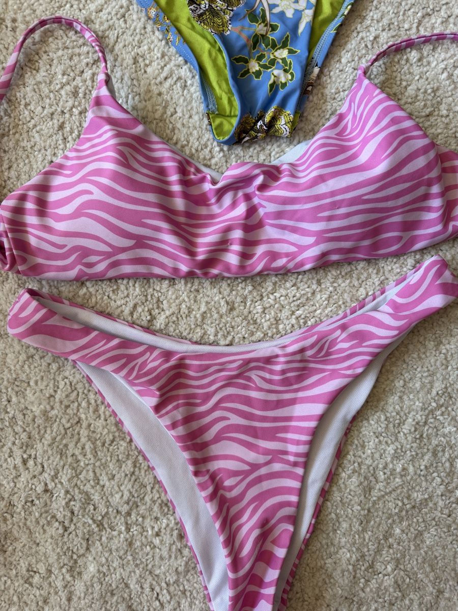 Badekleider & Bikinis: Bikini Set Damen 2 Teile  Grösse S neuwertig – Gebraucht aus Brunnen von Eldra 1