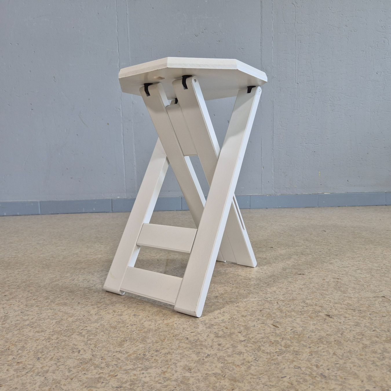 Sgabelli: 1 Stk. SUZY Style Hocker Höcker Stool Falthocker Klapphocker – Usato da Nottwil venduto da Wondewa-Shop 7
