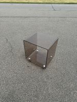 Vintage Plexiglas Beistelltisch auf Rollen