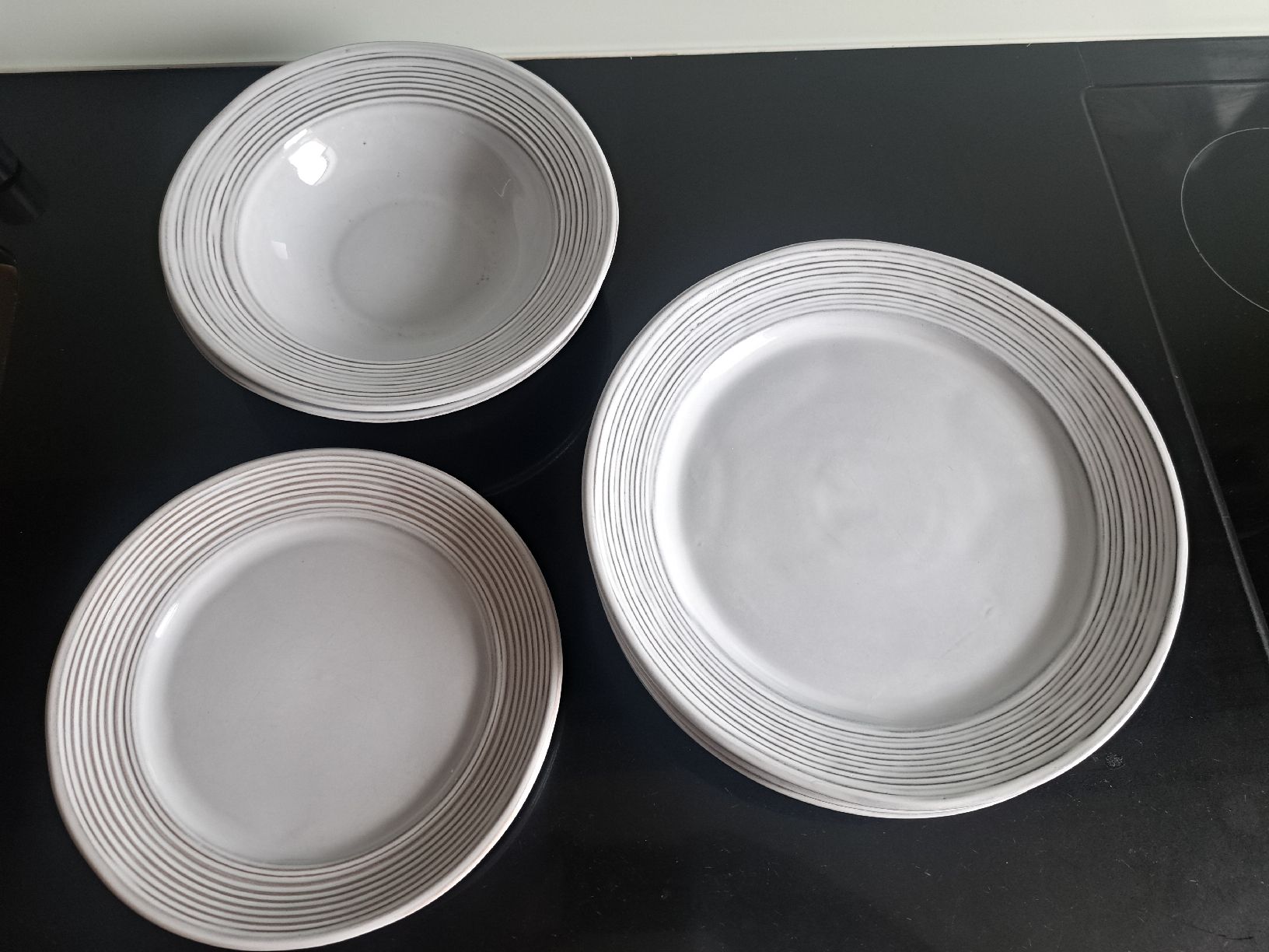 Maisons du monde Set di piatti: Tellerset, Maison du monde – Usato da Kerzers venduto da sar_yv5s