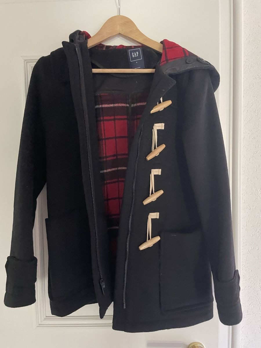 Gap Jacken & Mäntel: Warm Winter Dufflecoat by GAP, Size S - Kids – Gebraucht aus Waedenswil von Paps04