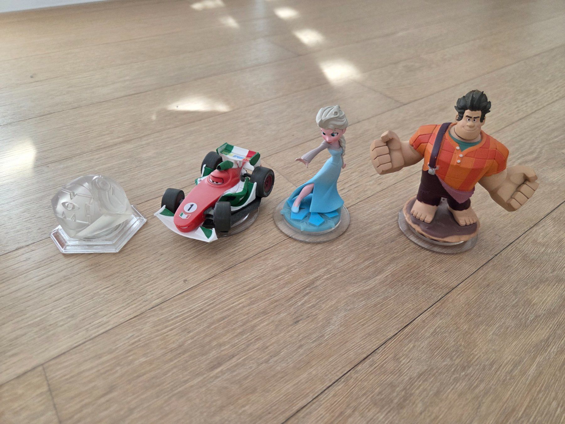 Disney Giochi: Disney Infinity 2.0 + Portal + 11 Figures + 2 Discs - PS3 – Usato da Carouge GE venduto da Gasco 2