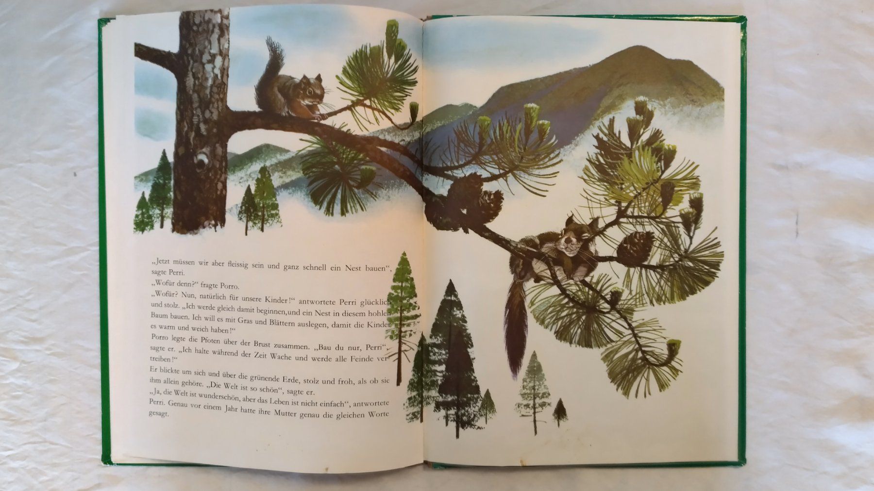 Libri: Walt Disney / Eichhörnchen Perri's Abenteuer / Bilderbuch – Usato da Bellach venduto da JingleJerry 7