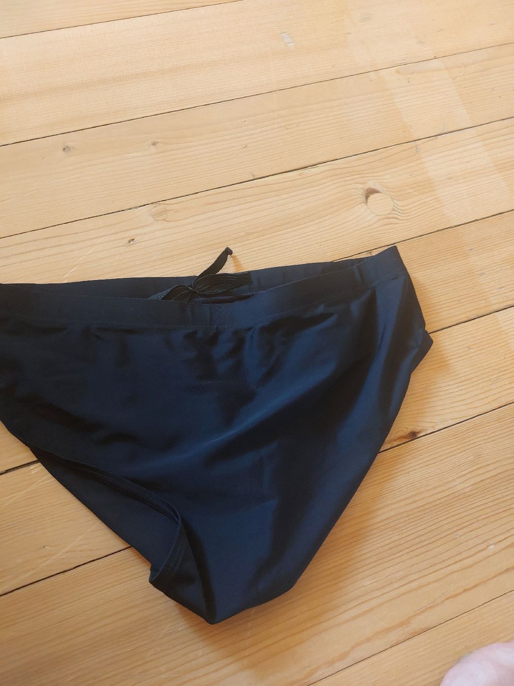 Costumi da bagno: Herrenbadehose fast Neu XL NRG – Usato da Landquart venduto da Cedes 2