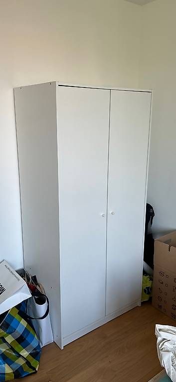 Armoires: Armoire Ikea Kleppstad – D'occasion à Chavannes-Renens par mis_f6hm