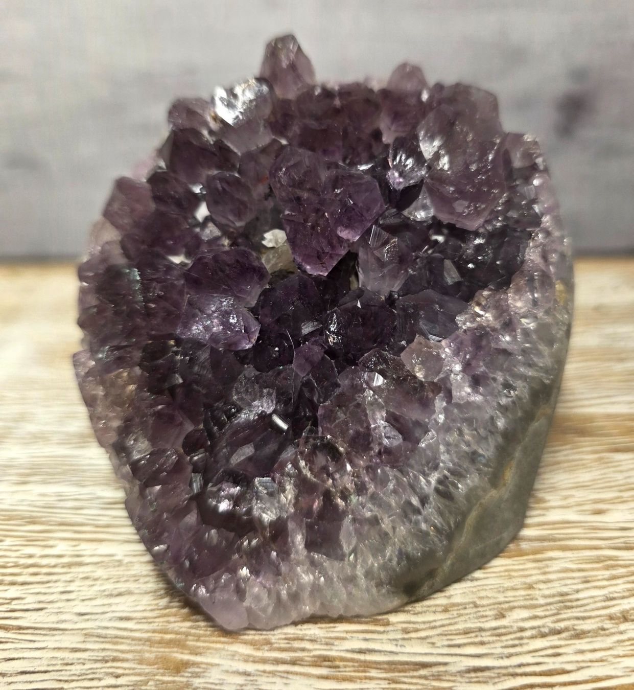 Minerali & Pietre curative: Amethyst Stufe 366g – Nuovo e nell'imballaggio originale da Matzingen venduto da Shay_Crystalz