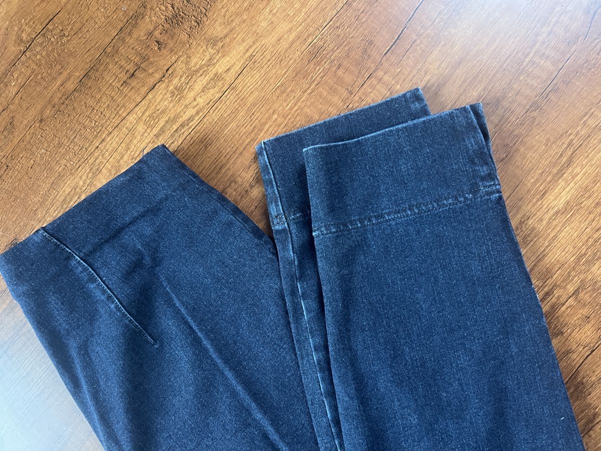 Jeans: Seductive Hose, dunkle Jeans, neuwertig, Grösse 38 – Gebraucht aus Gutenswil von 333_ssx8 4