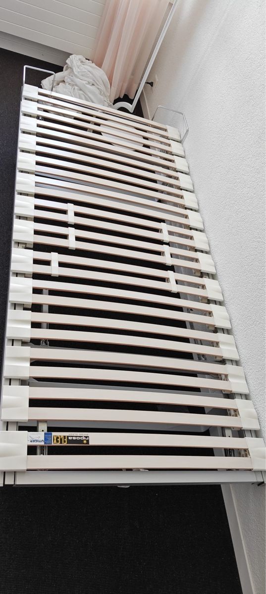 Letti: Bett 90x200 – Usato da Alterswil FR venduto da borja97 1