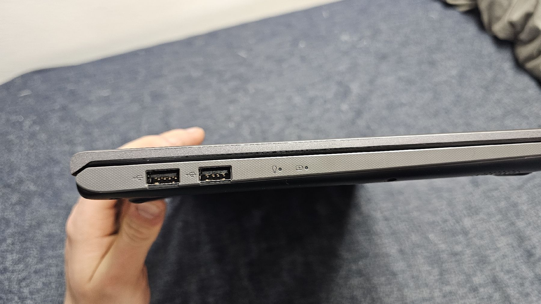 Asus Notebook: Asus Vivobook Laptop Zustand – Nuovo (secondo la descrizione) da Ehrikon venduto da noa_vyp5 3