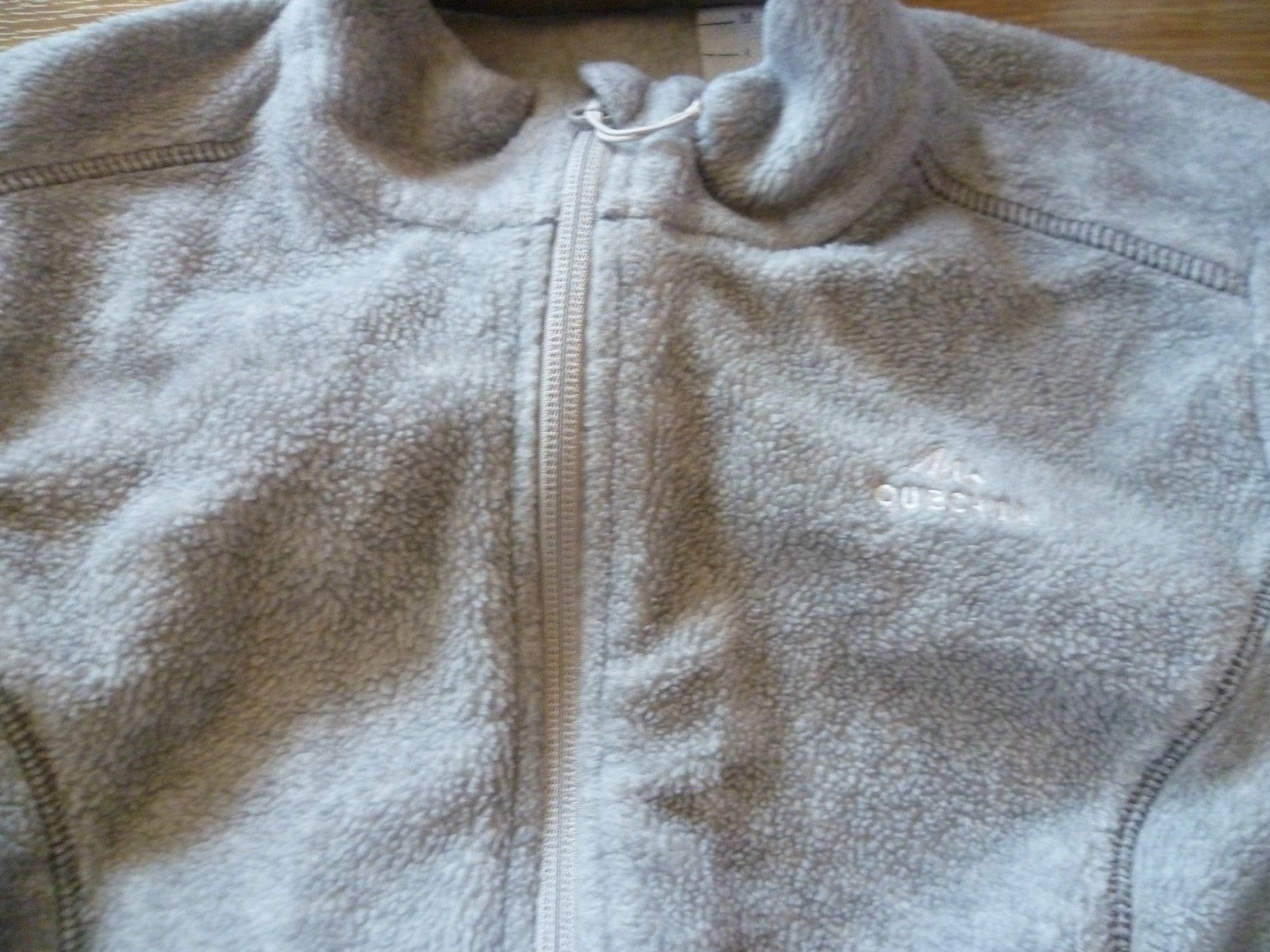 Decathlon Maglioni & Felpe: Pulli – Usato da Bargen BE venduto da angel611 1