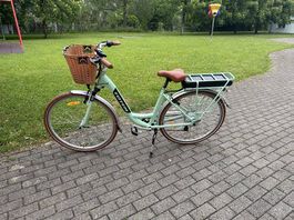 Damen E-Bike City Totem Lindsey türkis