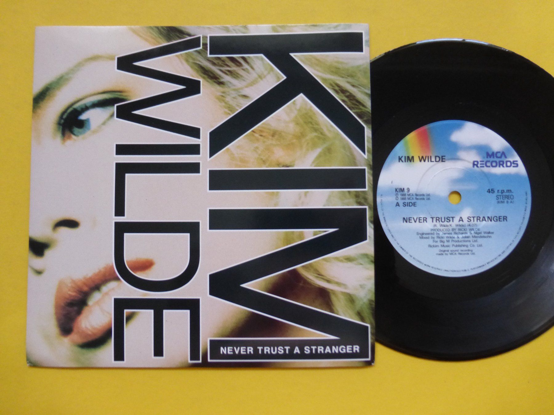 Schallplatten: Kim Wilde – Never Trust A Stranger – Gebraucht aus Zürich von Swiss57