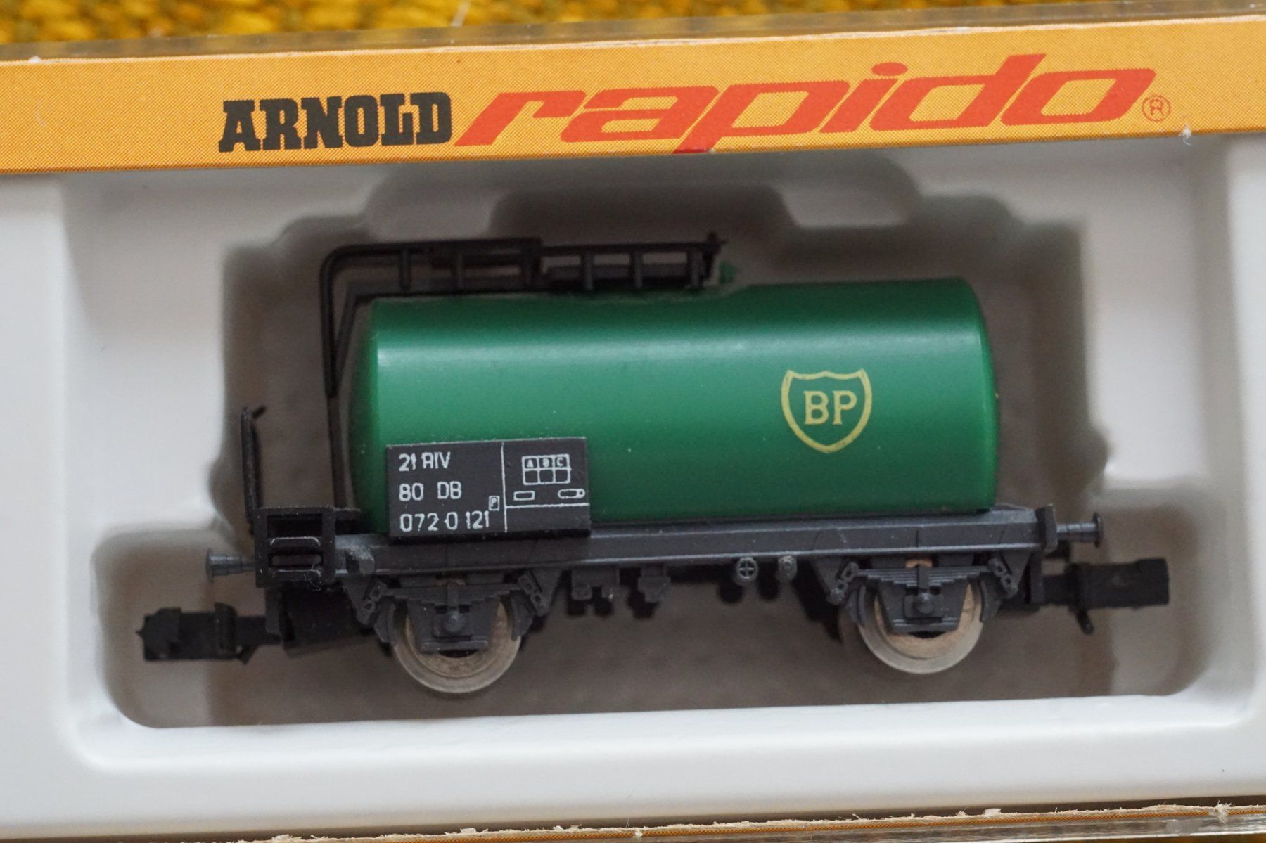 Arnold Modellini di ferrovie: Zisternenwagen BP ARNOLD Spur N – Usato da Gränichen venduto da iknow