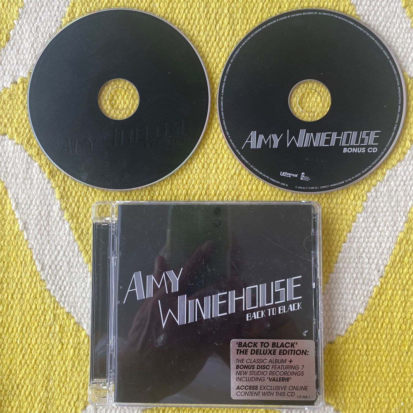 CD: AMY WINEHOUSE-2CD BACK TO BLACK DELUX EDITION – Usato da Rorschacherberg venduto da CD-Roli