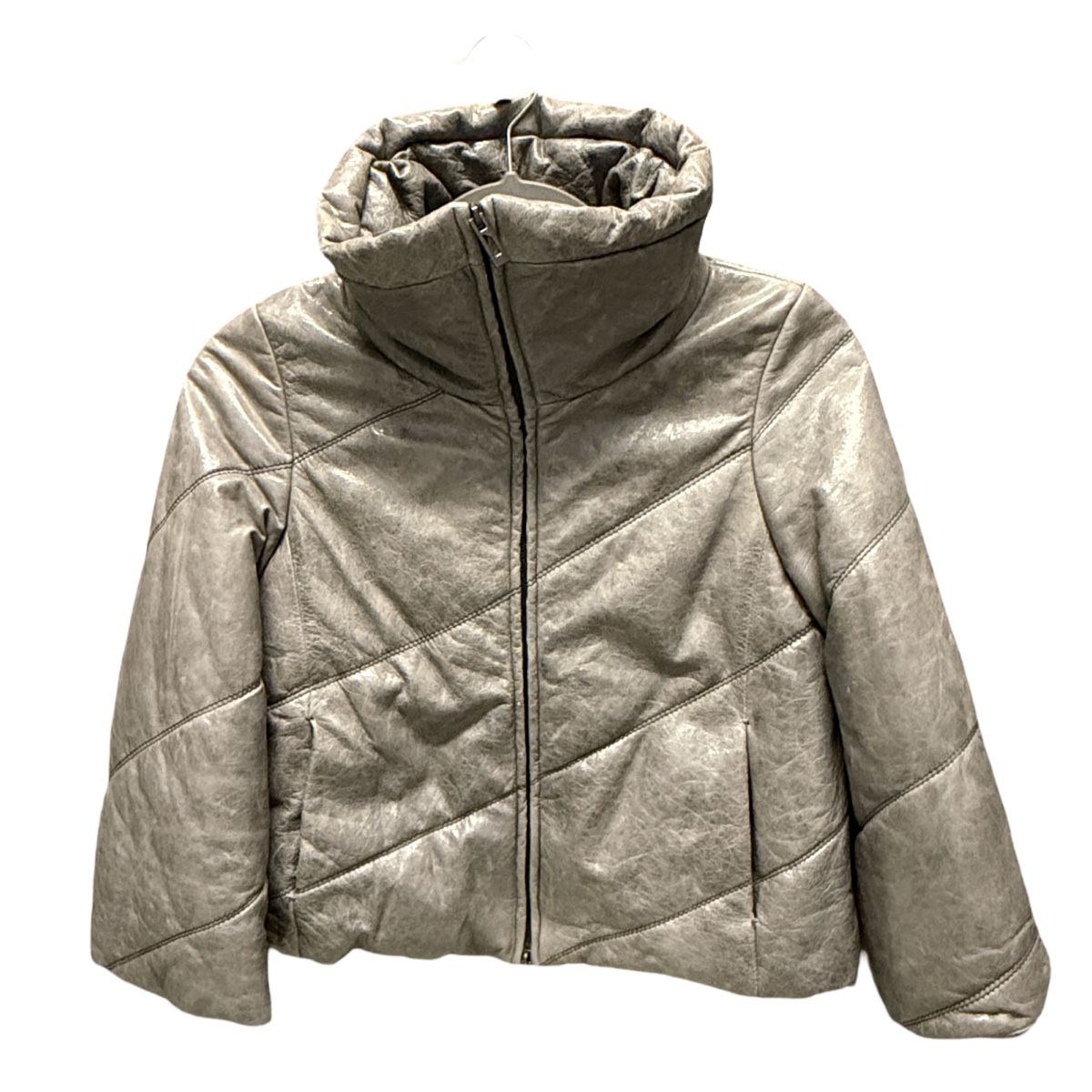 Miu Miu Giacche: Miu Miu Padded Jacket - Leather, Autumn Style, Size M – Nuovo (secondo la descrizione) da Bursinel venduto da rud_9mxh