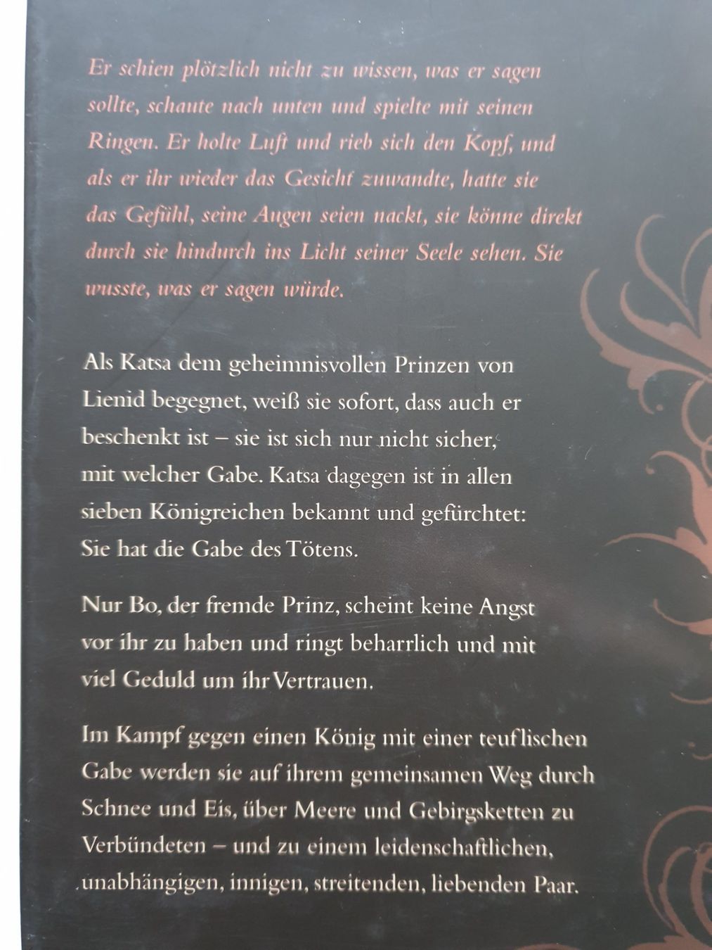 Libri: Die Beschenkte - Kristin Cashore Buch – Usato da Zürich venduto da pau_y8mv 2