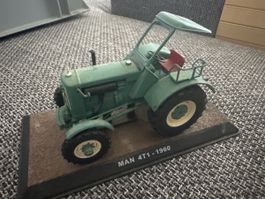 MODELLTRAKTOR 1:32 Neu auf Kunststoff Sockel ab 9.- 