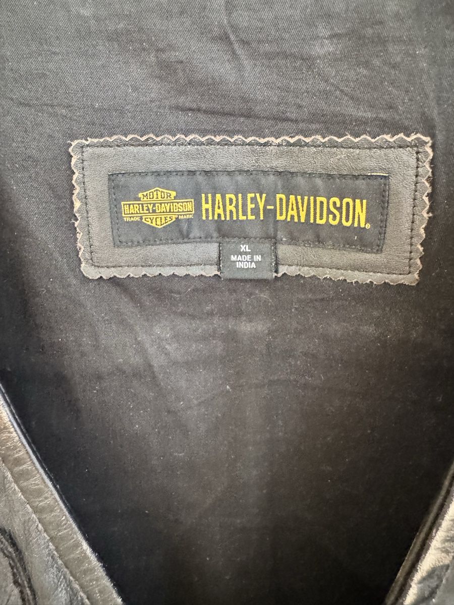 Harley-Davidson Gilet & Giacche: Original Harley-Davidson Distressed Lederweste US-Flag XL – Usato da Adliswil venduto da Bellezza06 1
