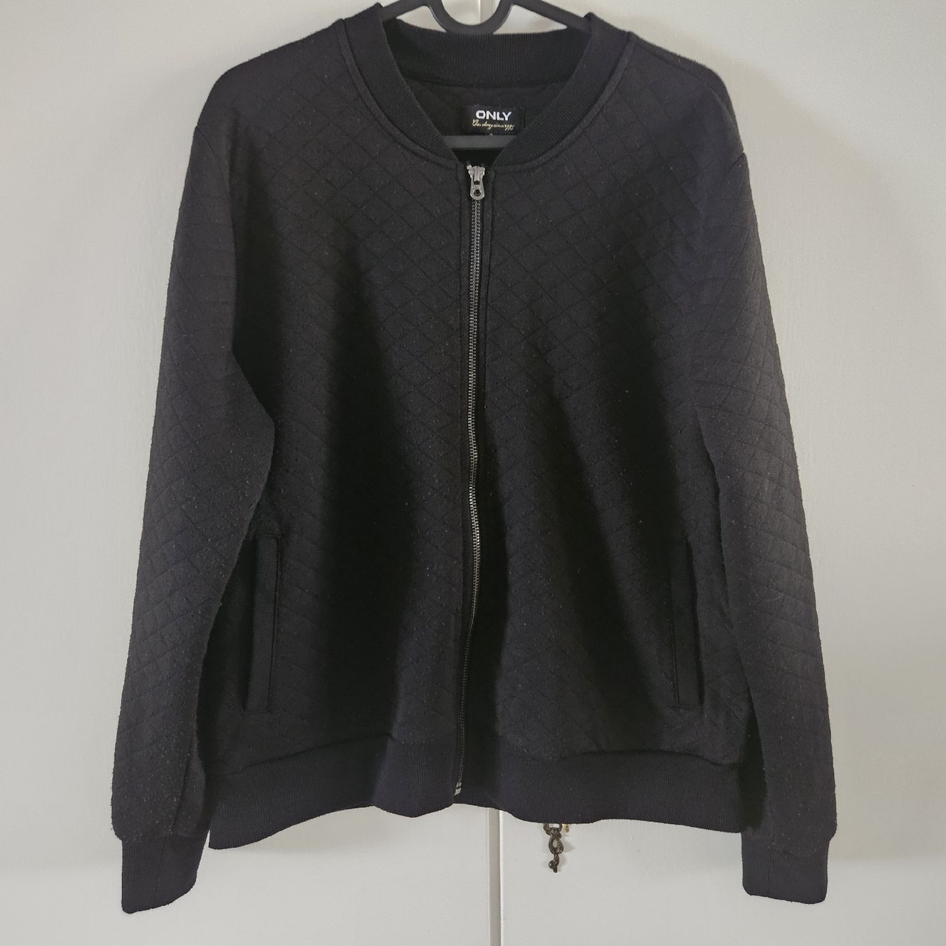 Only Giacche: Sweatjacke gesteppt – Usato da Bern venduto da naaa000xci