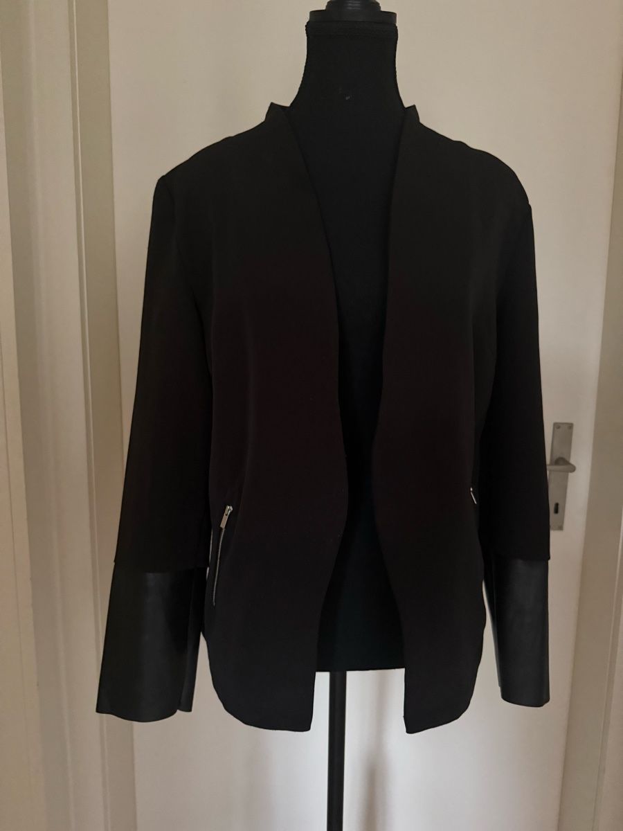 Jacken: Blazer mit Kunstledereinsätzen – Neu (gemäss Beschreibung) aus Zürich von Indigo2012
