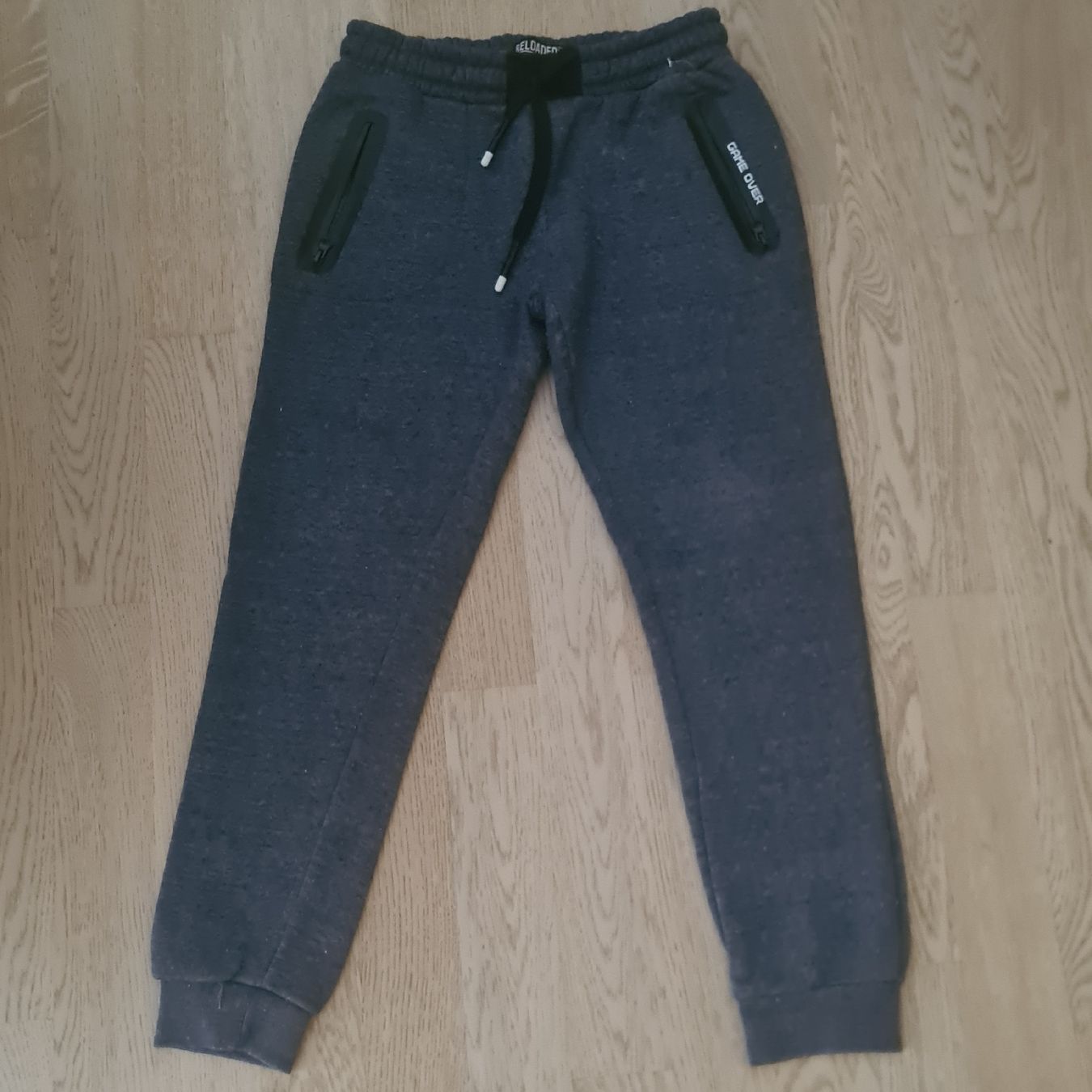 Pantalons: Trainer Hose Gr. 134/140 – D'occasion à Steinen par turbogeiss99 8
