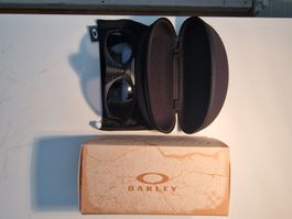 Oakley Plantaris Carbonate