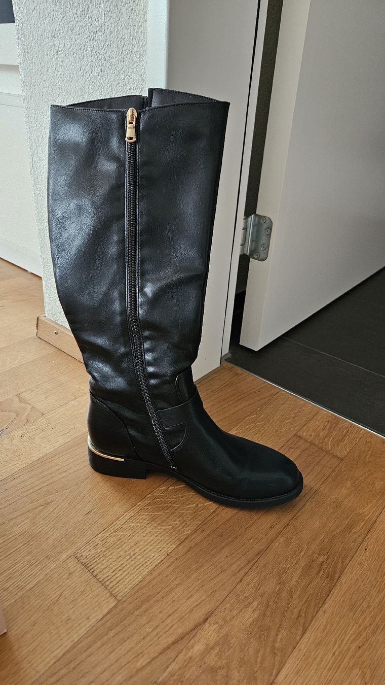 Graceland Scarpe da donna: Stiefel Grösse 39 – Usato da Rickenbach SO venduto da S.u.n.s.h.i.n.e.83 2