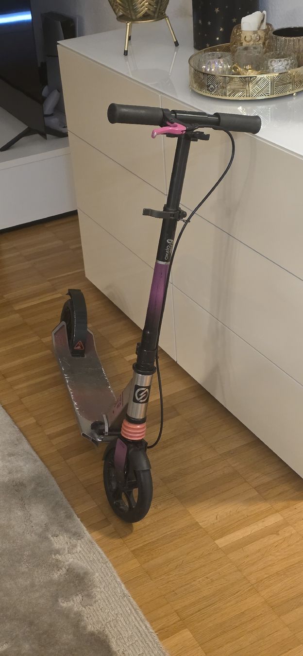 Decathlon Veicoli per bambini: Micro Scooter klappbar trottinett – Usato da Stans venduto da Andre_Gouveia 1