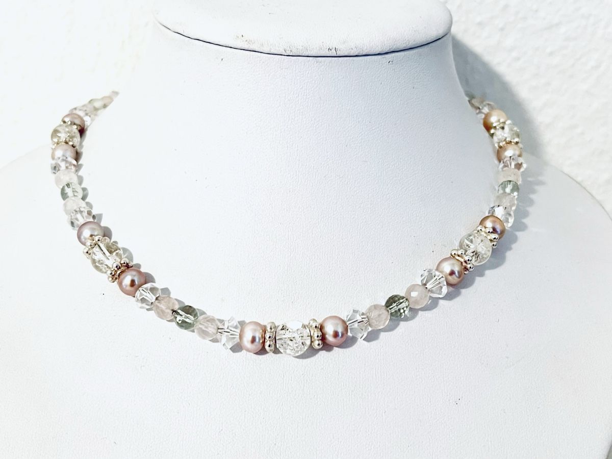 Catenine: Pearl, Rose Quartz & Prehnit Silver Necklace – Nuovo e nell'imballaggio originale da Rüschlikon venduto da ThereseJewelryDesign 5