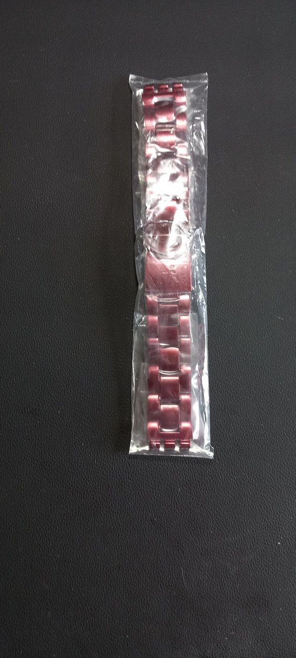 Swatch Orologi: Swatch Ruby Brilliance neuve + bracelet de rechange – Nuovo e nell'imballaggio originale da La Chaux-de-Fonds venduto da Swiss_LP_Records 4
