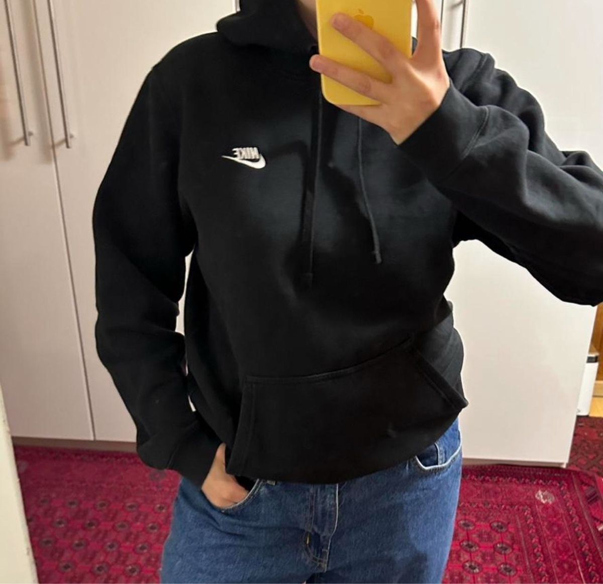 Maglioni & Felpe: Nike hoodie black – Usato da Zürich venduto da sad_rd9w 2