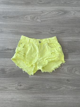 Neon gelbe Shorts, Grösse 40,  perfekt für den Sommer!