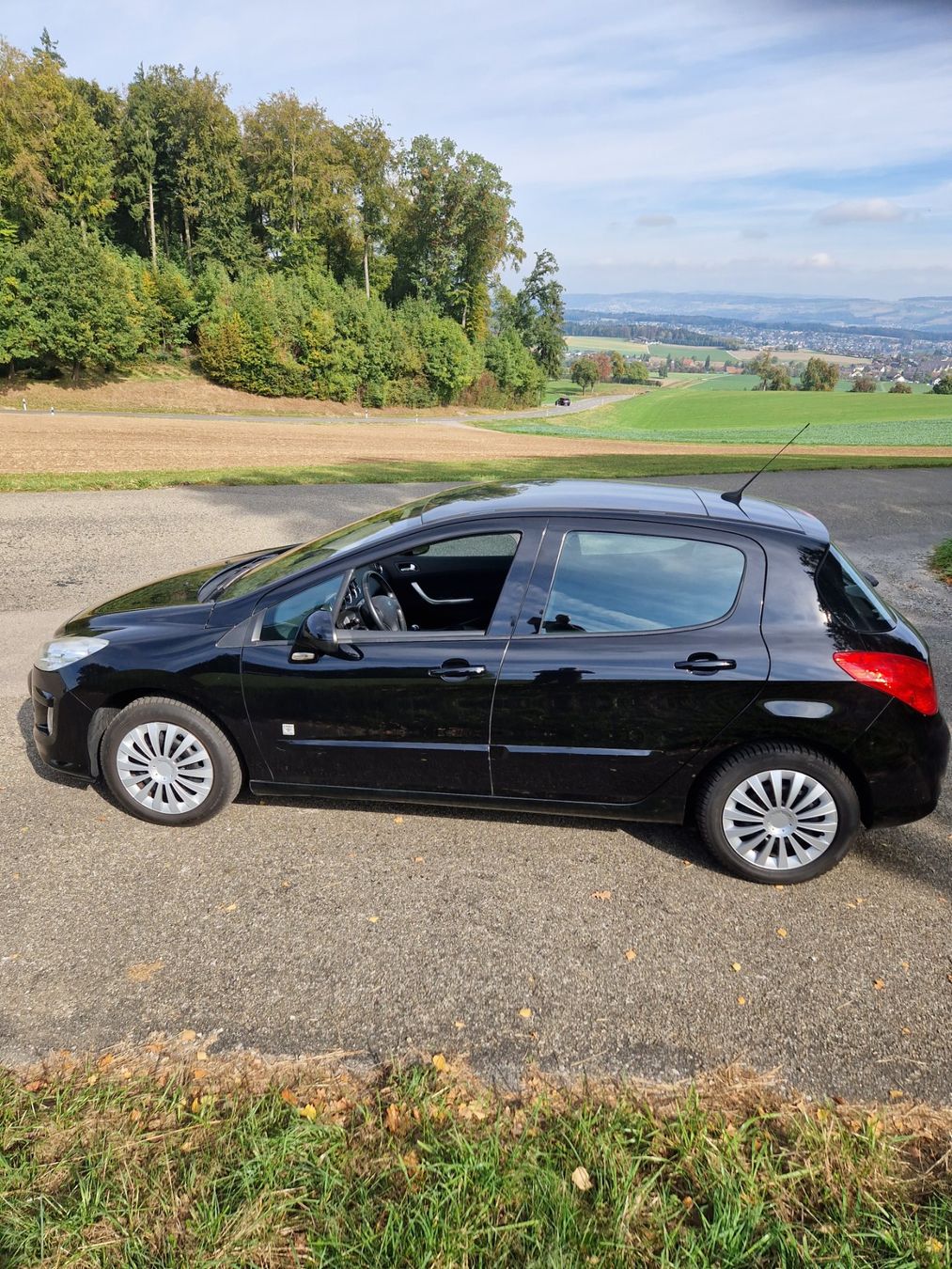Peugeot Autos: Ab Mfk am 22.09.2026 – Gebraucht aus Wohlen AG von Edi710 3