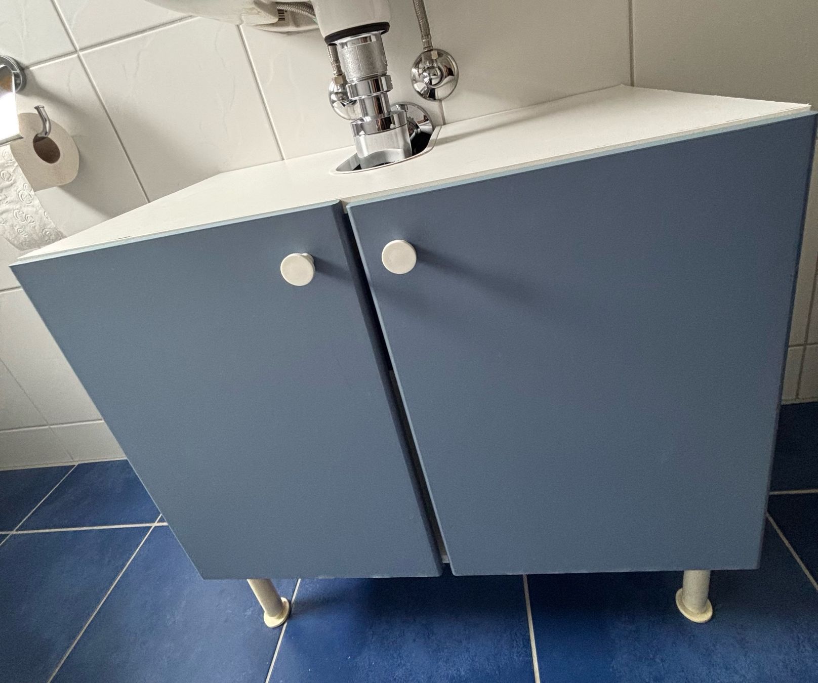 Ikea Badezimmermöbel: Lavabounterschrank – Gebraucht aus Gwatt (Thun) von Tom2666
