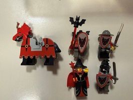 Lego Minifigures + Horse - Fright Knights