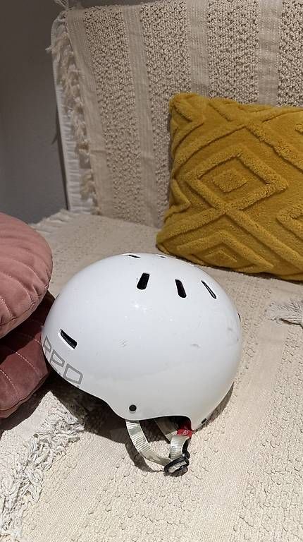 Caschi: Snowboard / Ski Helm M 57-59 RED – Usato da Lufingen venduto da Schneeflocke927 3