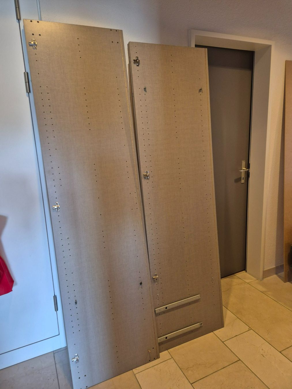 Armadi: Kleiderschrank 197x180x54cm – Usato da Bubikon venduto da Manarola 2