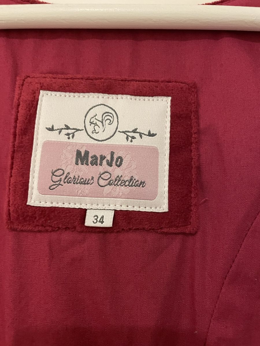 Kleider: Wunderschönes rotes Dirndl – Gebraucht aus Chur von buc_6tcp 3