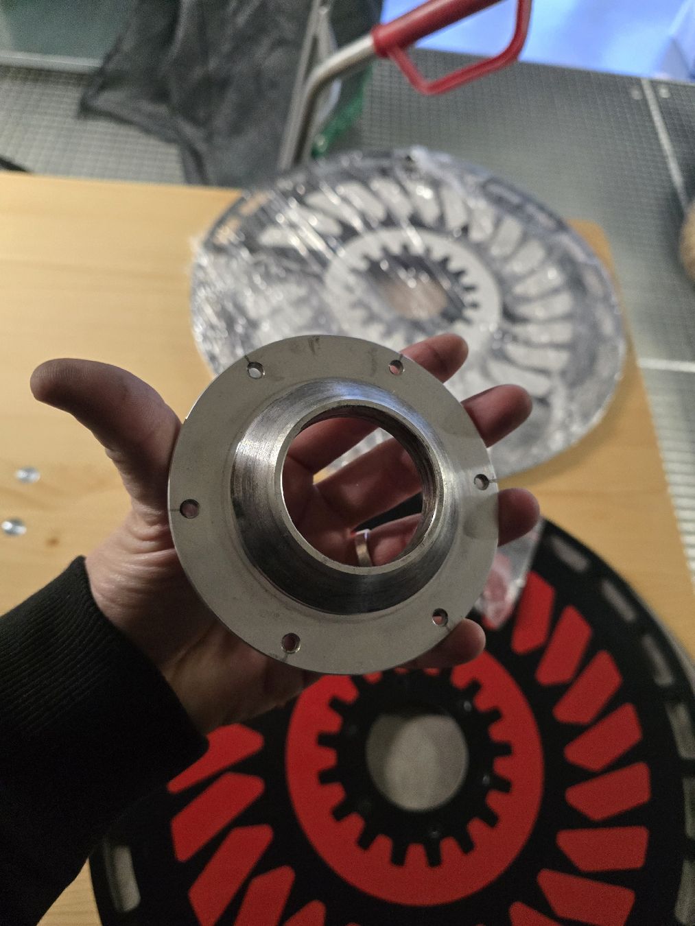 Ducati Strada: Hinterrad Aerodisc Ducati V-Engine – Nuovo (secondo la descrizione) da Zizers venduto da Ritsch-Motors 4