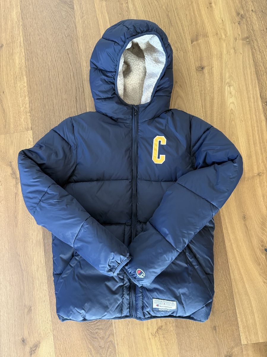 Champion Jacken & Mäntel: Winterjacke – Gebraucht aus Buchrain von famoruwi