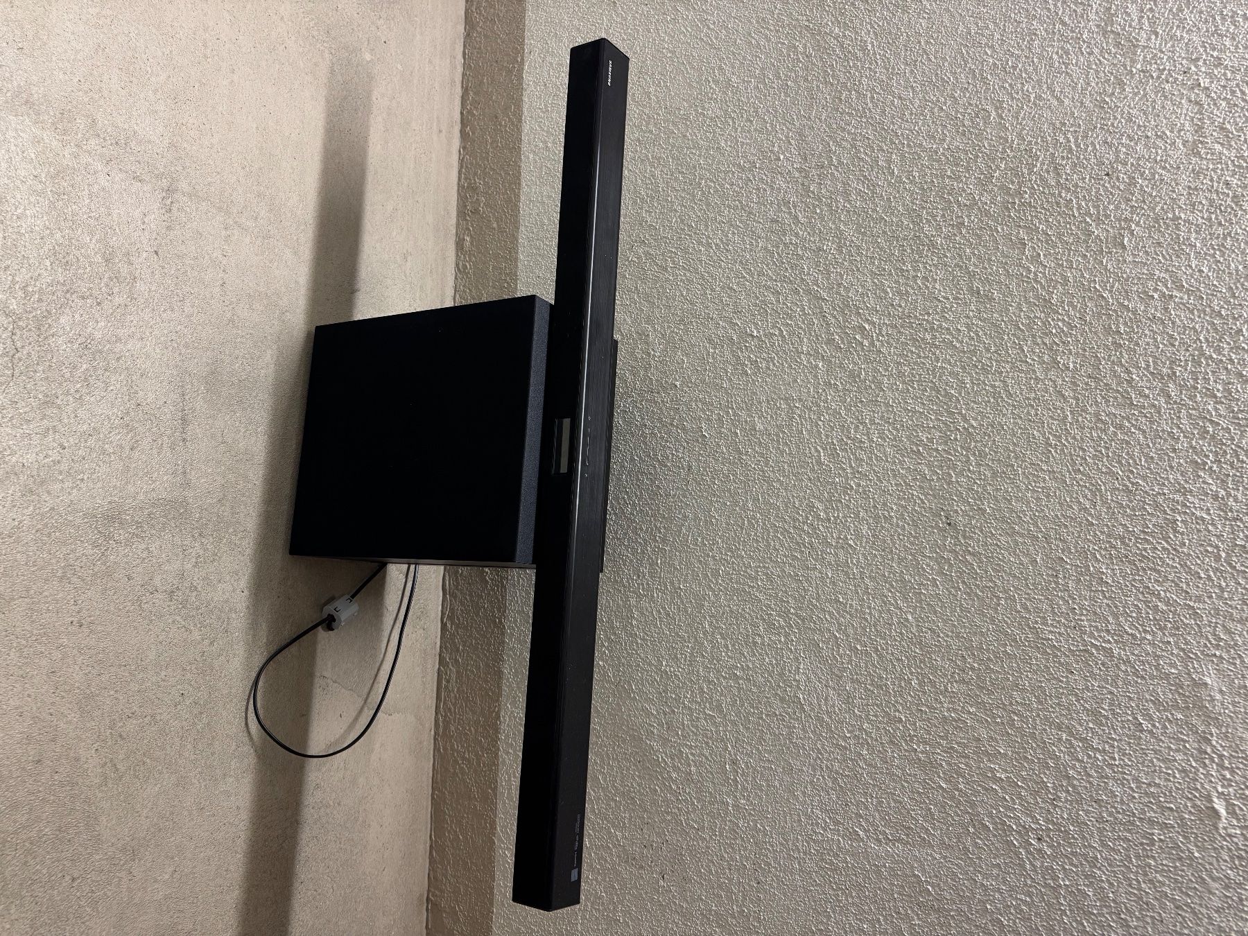 Samsung Home Cinema: Samsung Soundbar HW-H450 – Usato da Oberbüren venduto da gim_hf6w