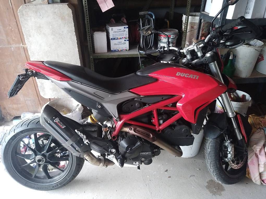 Strada: Ducati Hypermotard 821 – Usato da Provence venduto da egl_w6zl