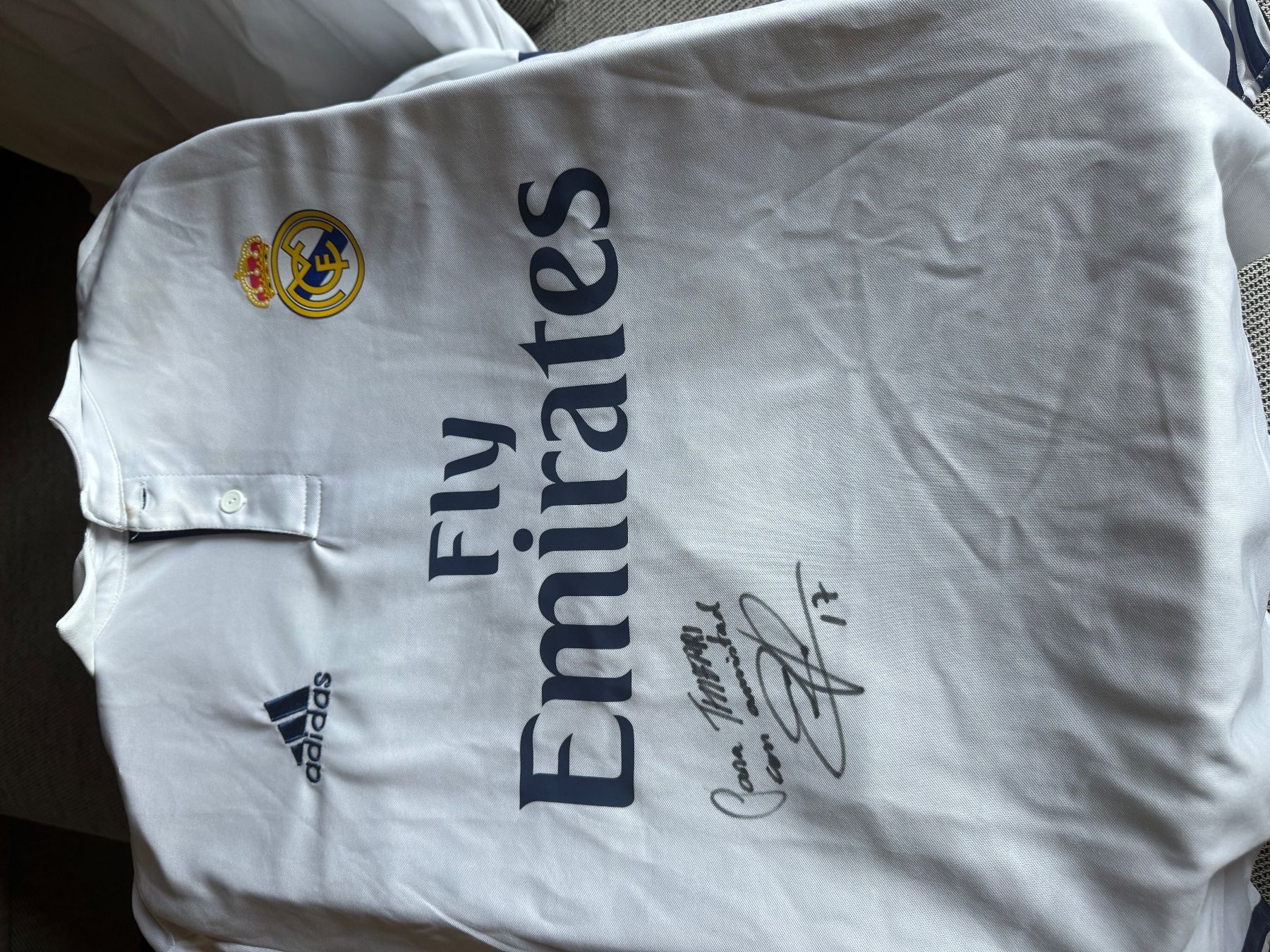 Real Madrid Canottiere & Pantaloni: Maillot Real Madrid CR7 – Nuovo (secondo la descrizione) da Lonay venduto da inf_m2ym