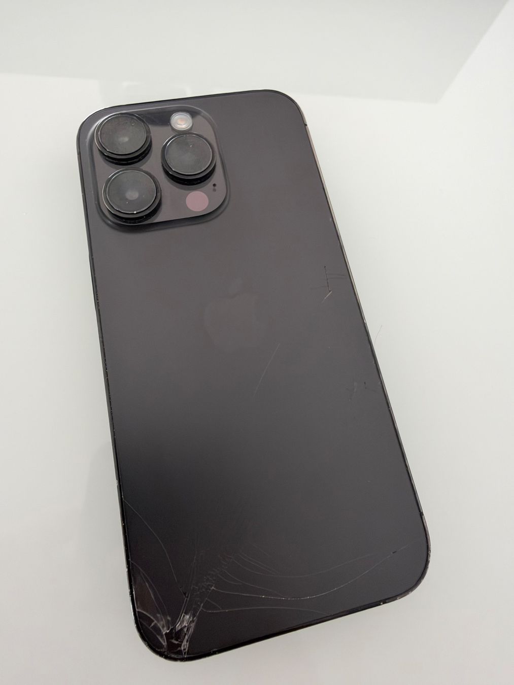 Apple Telefoni cellulari / Smartphones: Apple iPhone 14 Pro schwarz – Usato da Buchs ZH venduto da Nevi_ 2