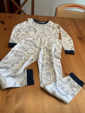 Pyjama Langarm Kinder Grösse 122/128 Dino Motiv  *NEU*